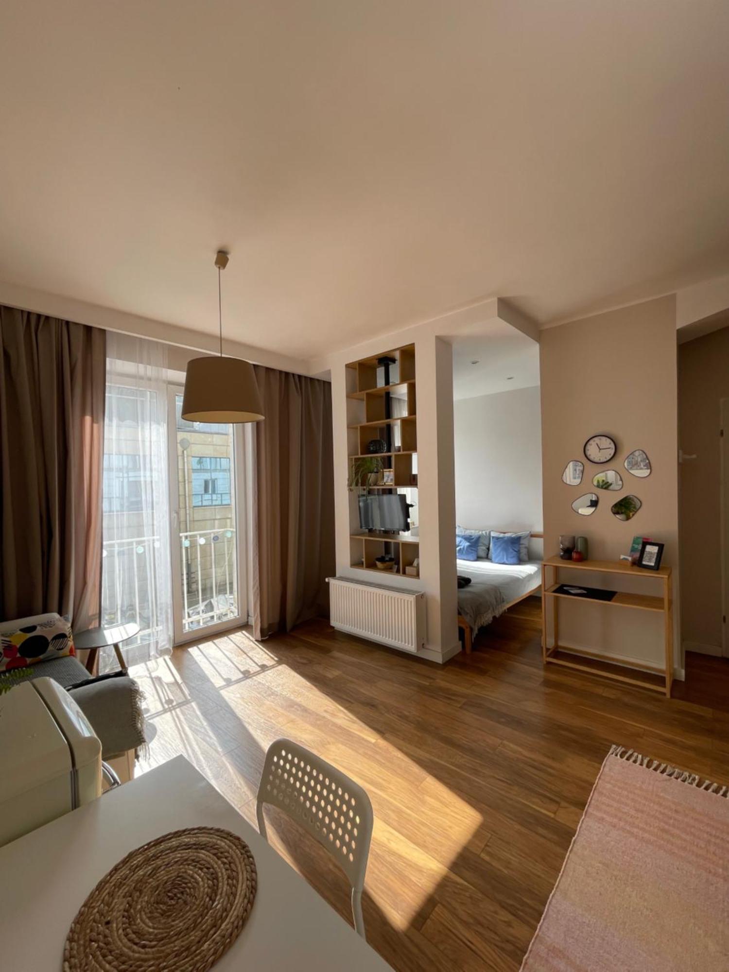 Studio W Centrum Warszawy Ulica Chmielna - 500M Od Dworca Centralnego - By Good Sleeping Βαρσοβία Εξωτερικό φωτογραφία