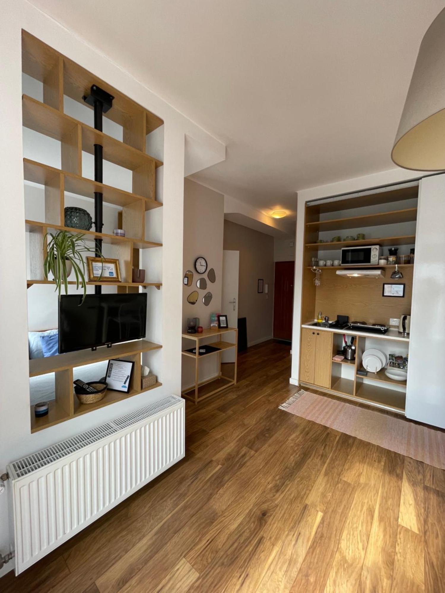 Studio W Centrum Warszawy Ulica Chmielna - 500M Od Dworca Centralnego - By Good Sleeping Βαρσοβία Εξωτερικό φωτογραφία