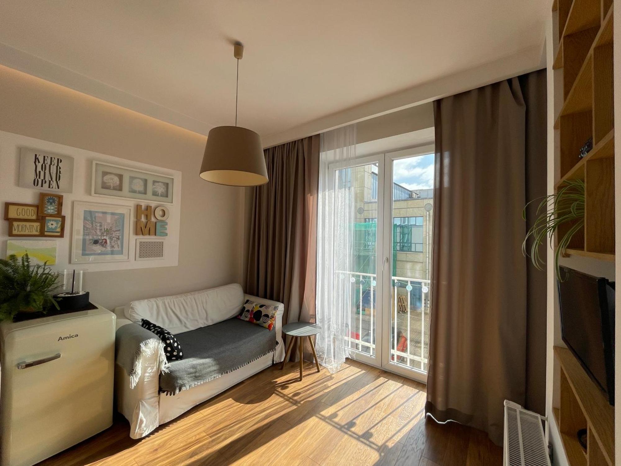 Studio W Centrum Warszawy Ulica Chmielna - 500M Od Dworca Centralnego - By Good Sleeping Βαρσοβία Εξωτερικό φωτογραφία